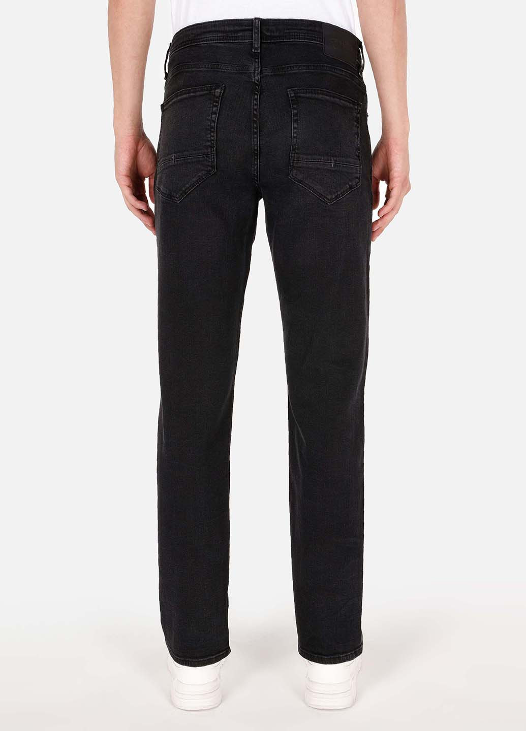 Черные демисезонные прямые джинсы Colin's