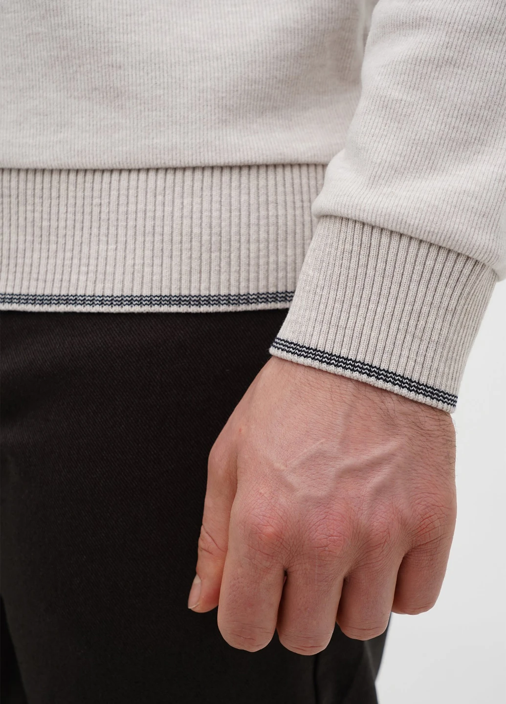 Світло-сірий демісезонний светр Trend Collection