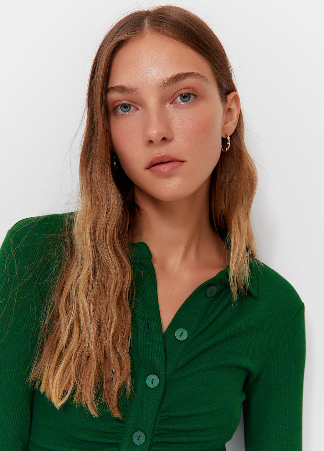 Зеленое кэжуал платье рубашка Stradivarius однотонное