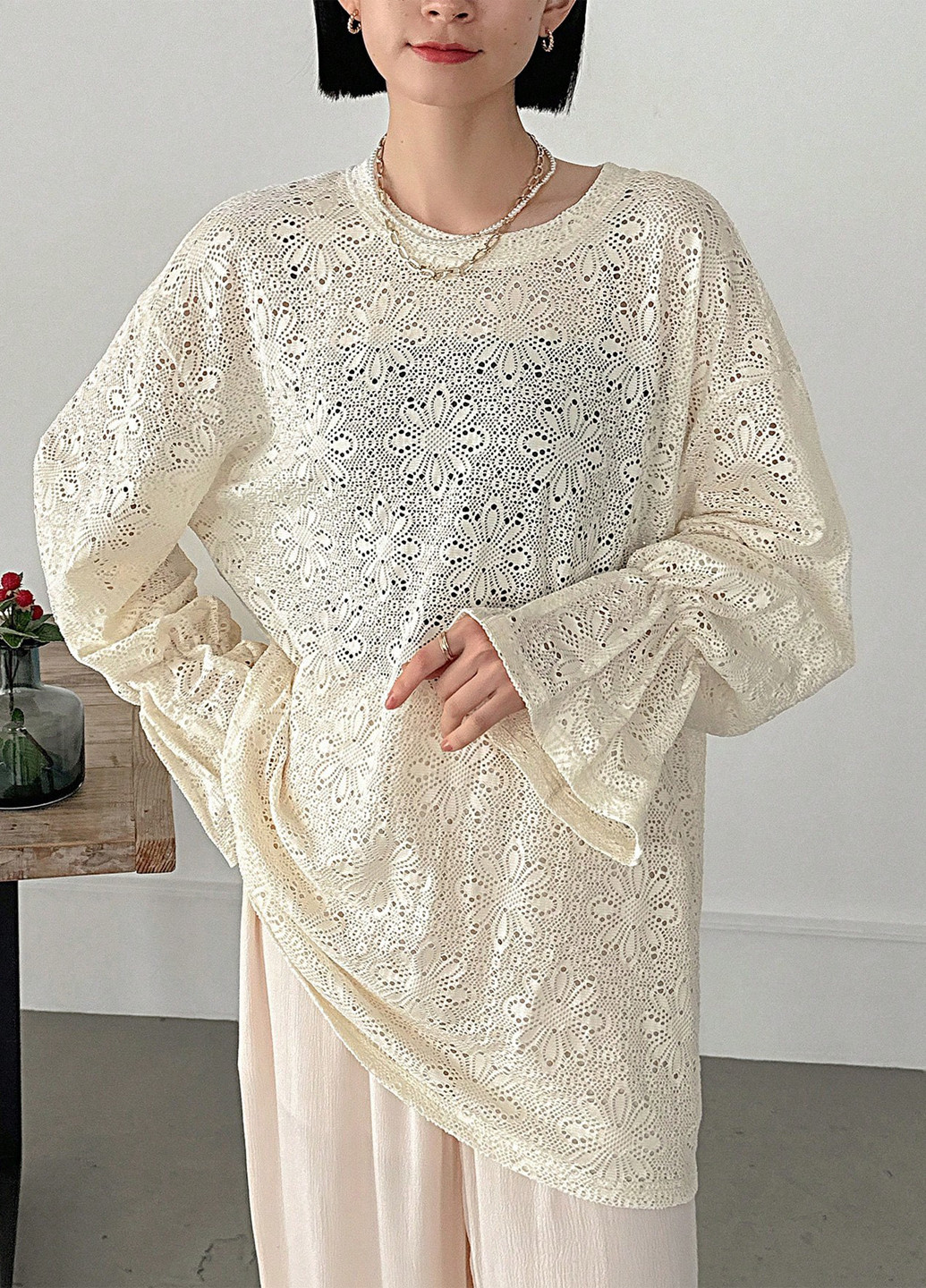 Молочна блуза SHEIN