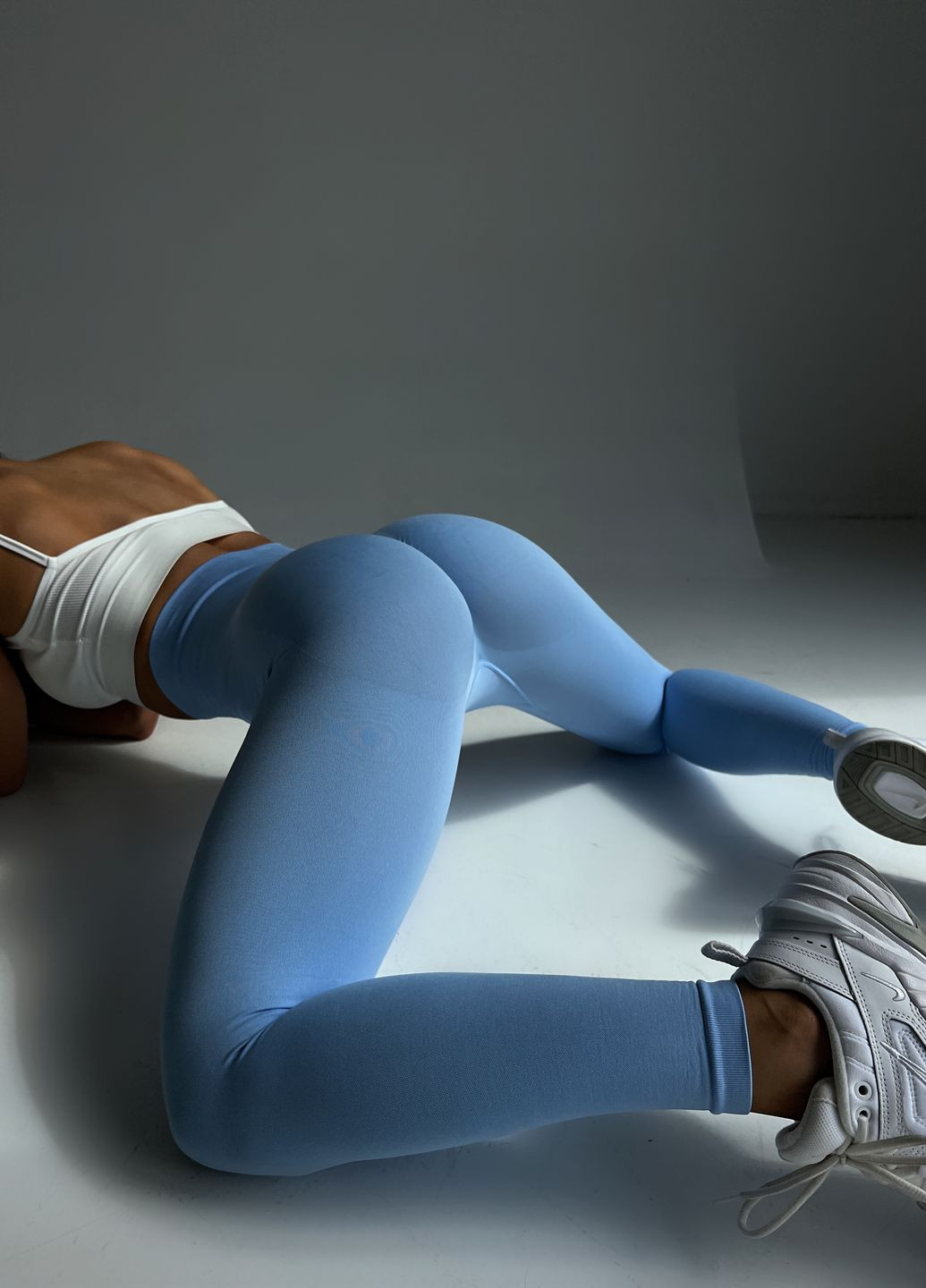 Голубые лосины спортивные женские push up FitU