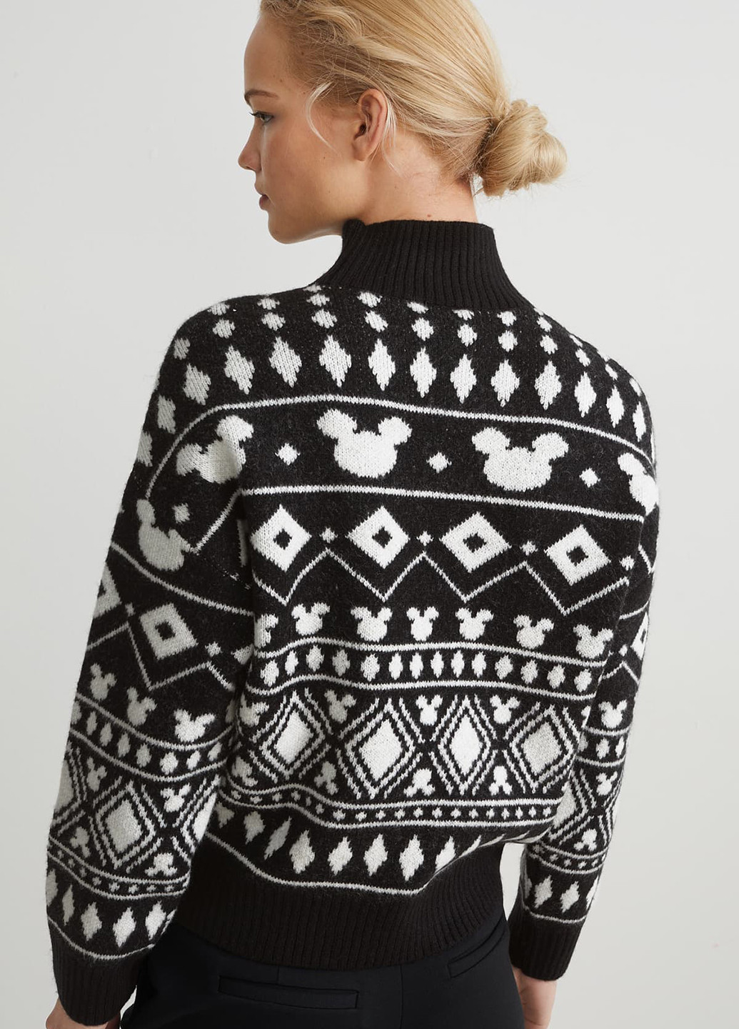 Черно-белый зимний свитер C&A
