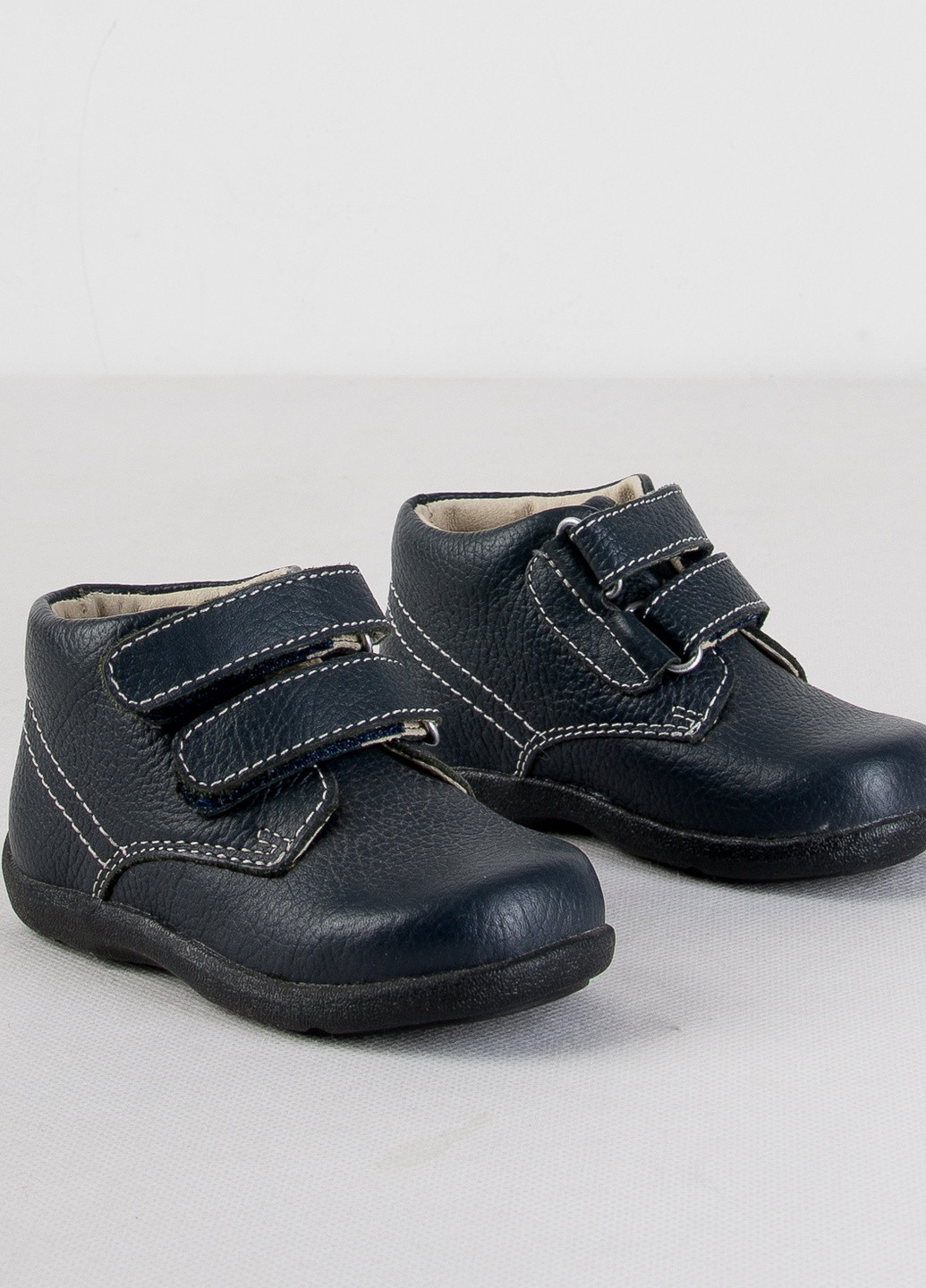 Черные ботинки Umi