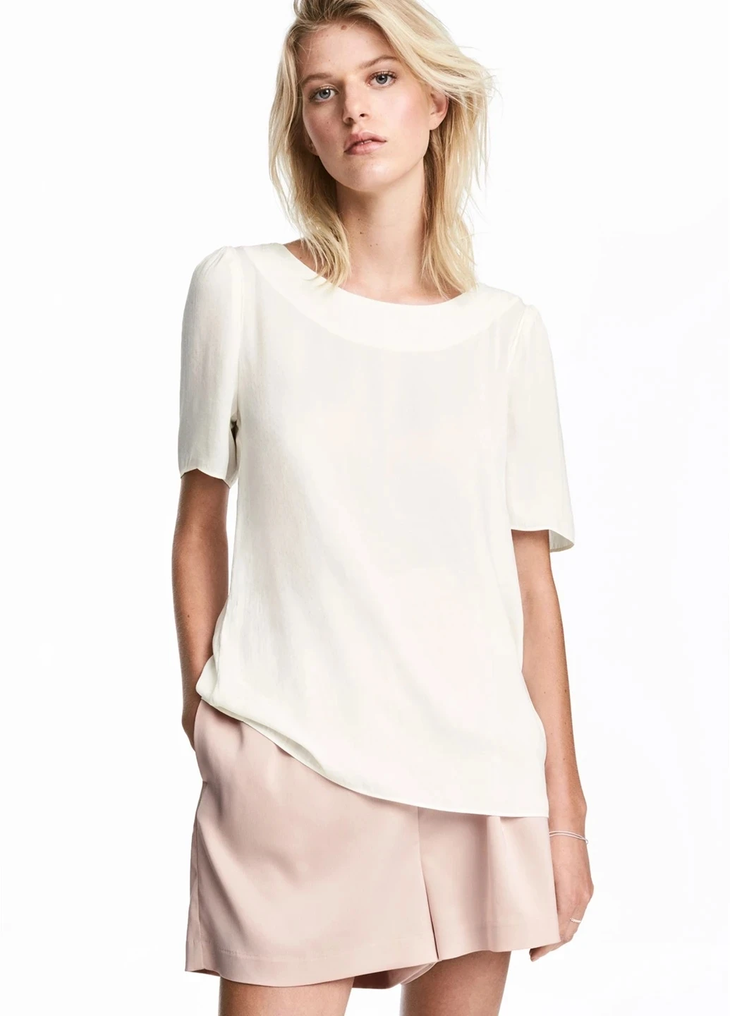 Молочна блуза H&M