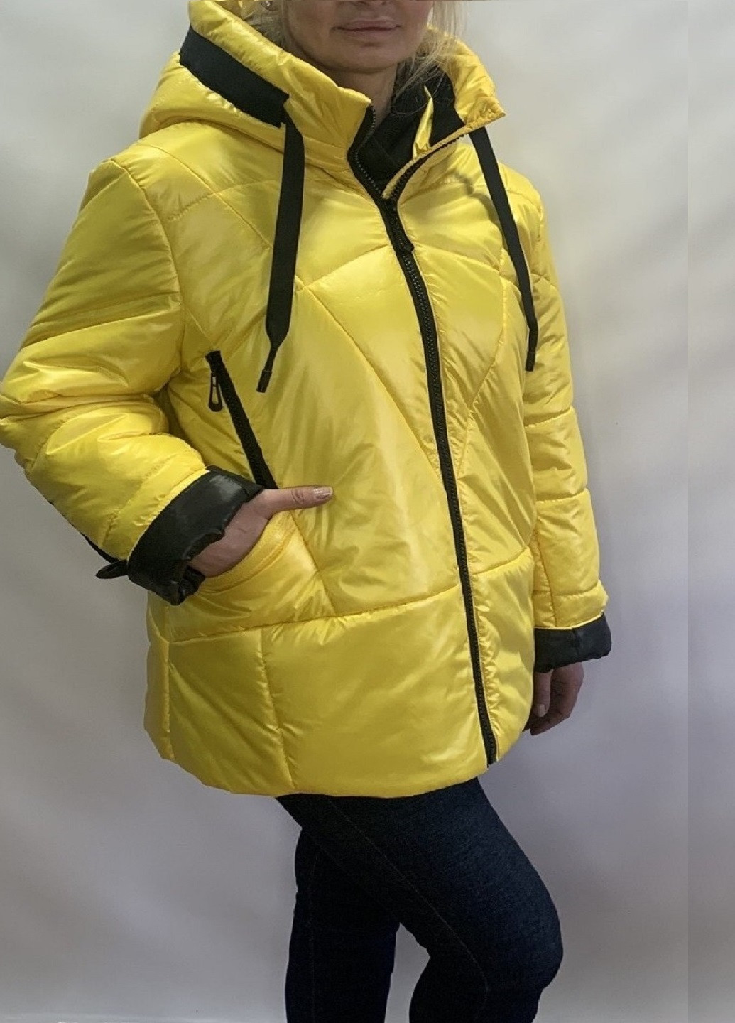 Желтая демисезонная куртка Fashion Club