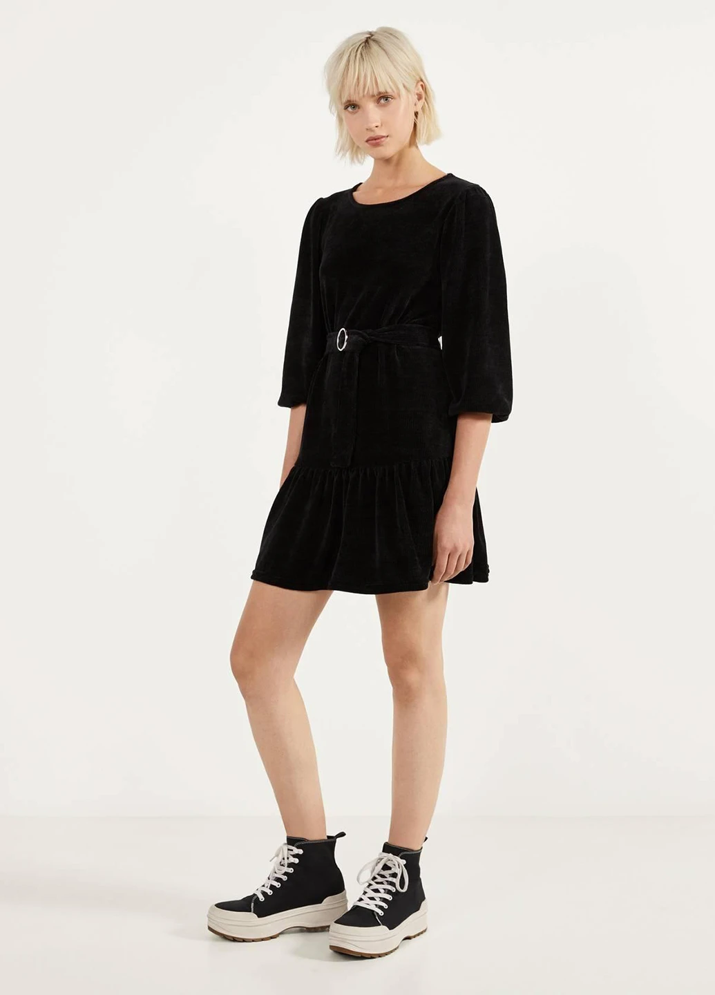 Черное кэжуал платье Bershka однотонное