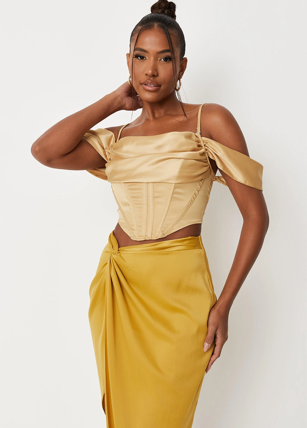 Топ Missguided (260087441)