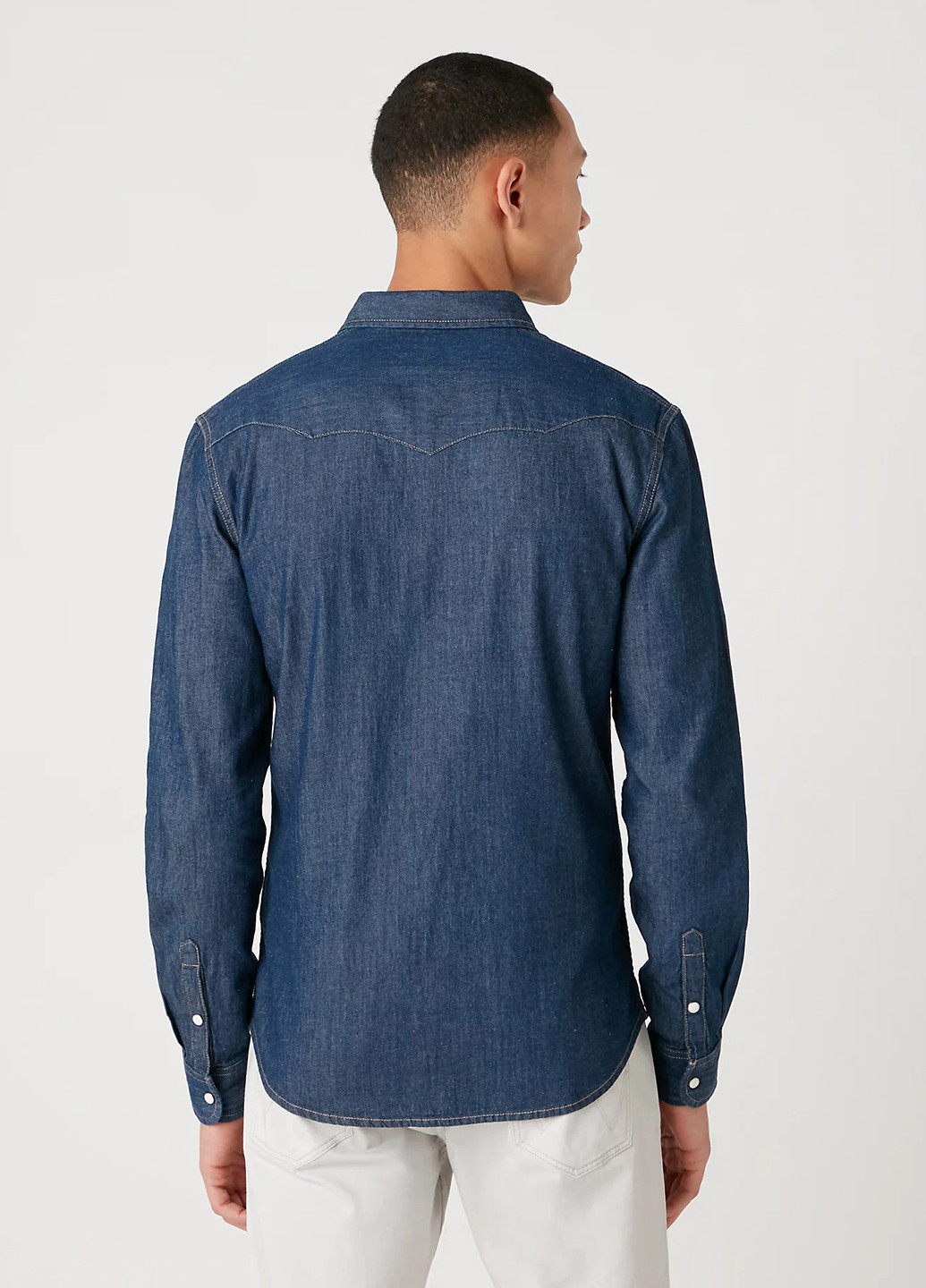 Синяя джинсовая рубашка однотонная Wrangler