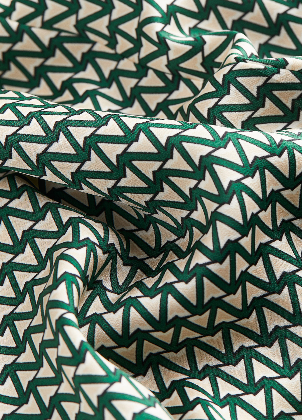 Зеленое кэжуал платье на запах H&M с геометрическим узором