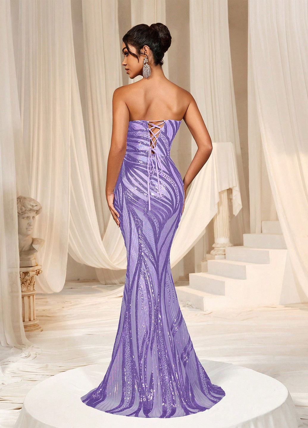 Фиолетовое вечернее платье годе, с открытыми плечами, бандо, с открытой спиной SHEIN с геометрическим узором