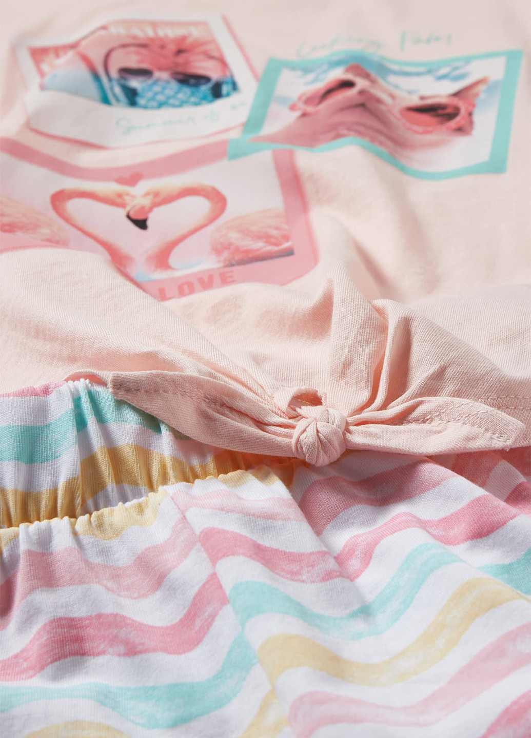 Пудровый летний комплект (футболка, шорты) C&A