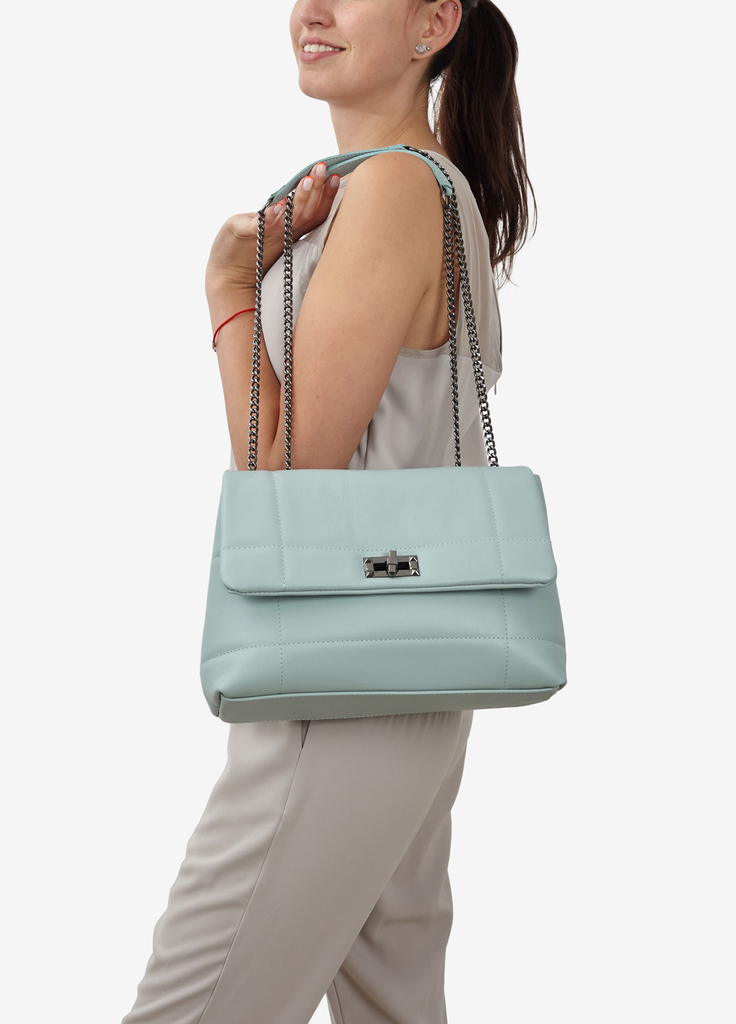 Сумка женская кожаная на цепочках кросс-боди средняя Сrossbody Nappa Regina Notte (253651129)