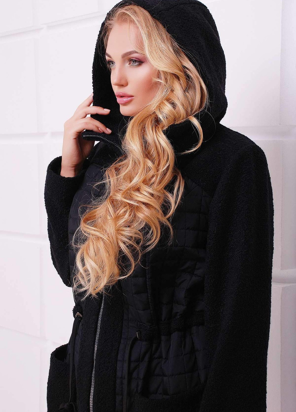 Чорне демісезонне Легке комбіноване пальто НОРА чорне Tatiana