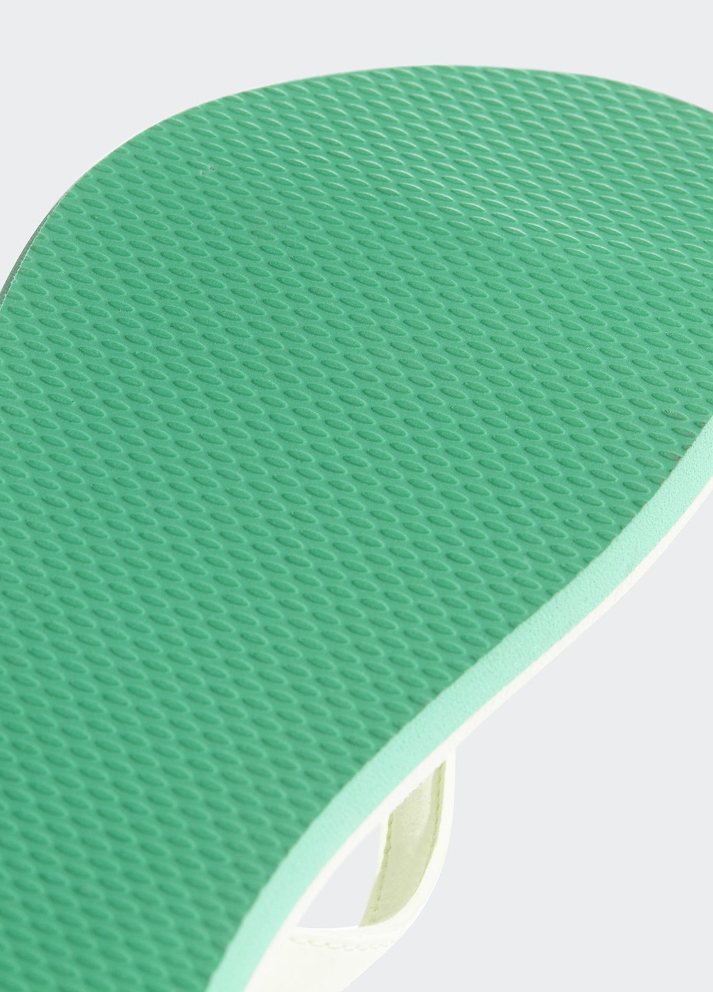 Светло-зеленые спортивные вьетнамки adidas