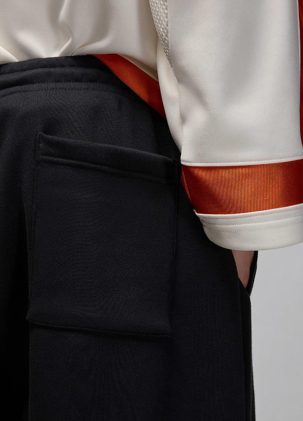 Штани HV0546-010 Jordan M J BRK GFX PANT (361198794)