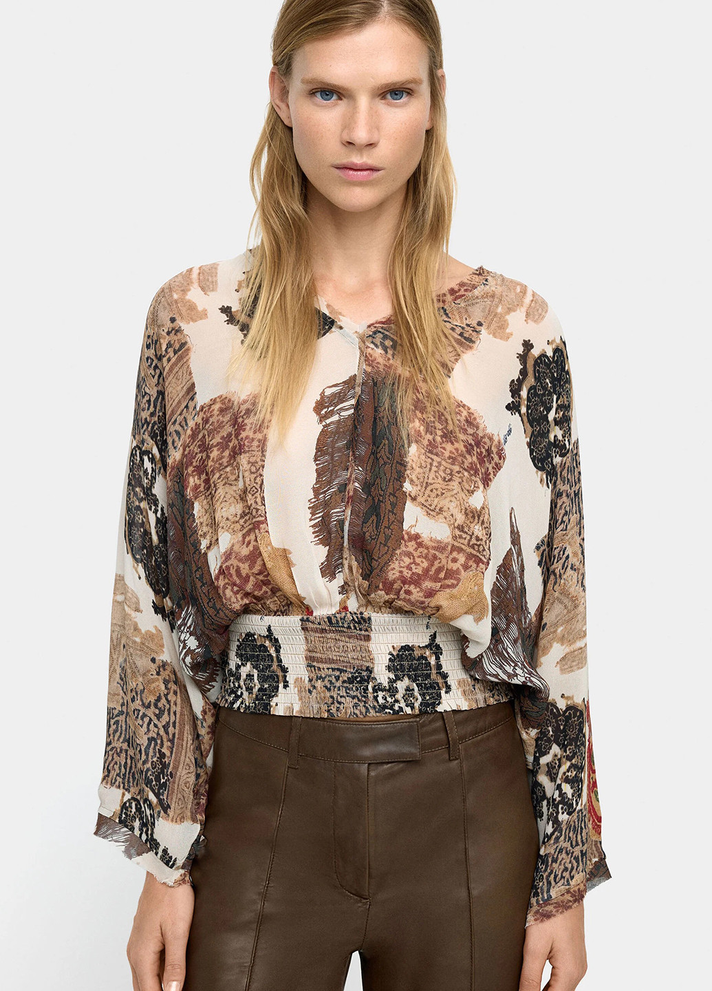 Бежева блузка Parfois