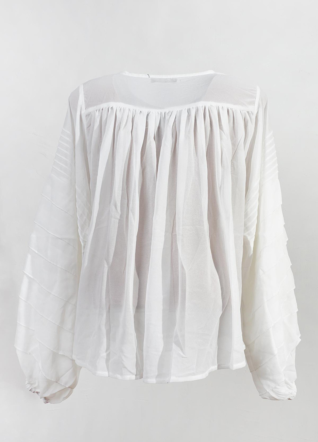 Белая демисезонная блуза Paccia