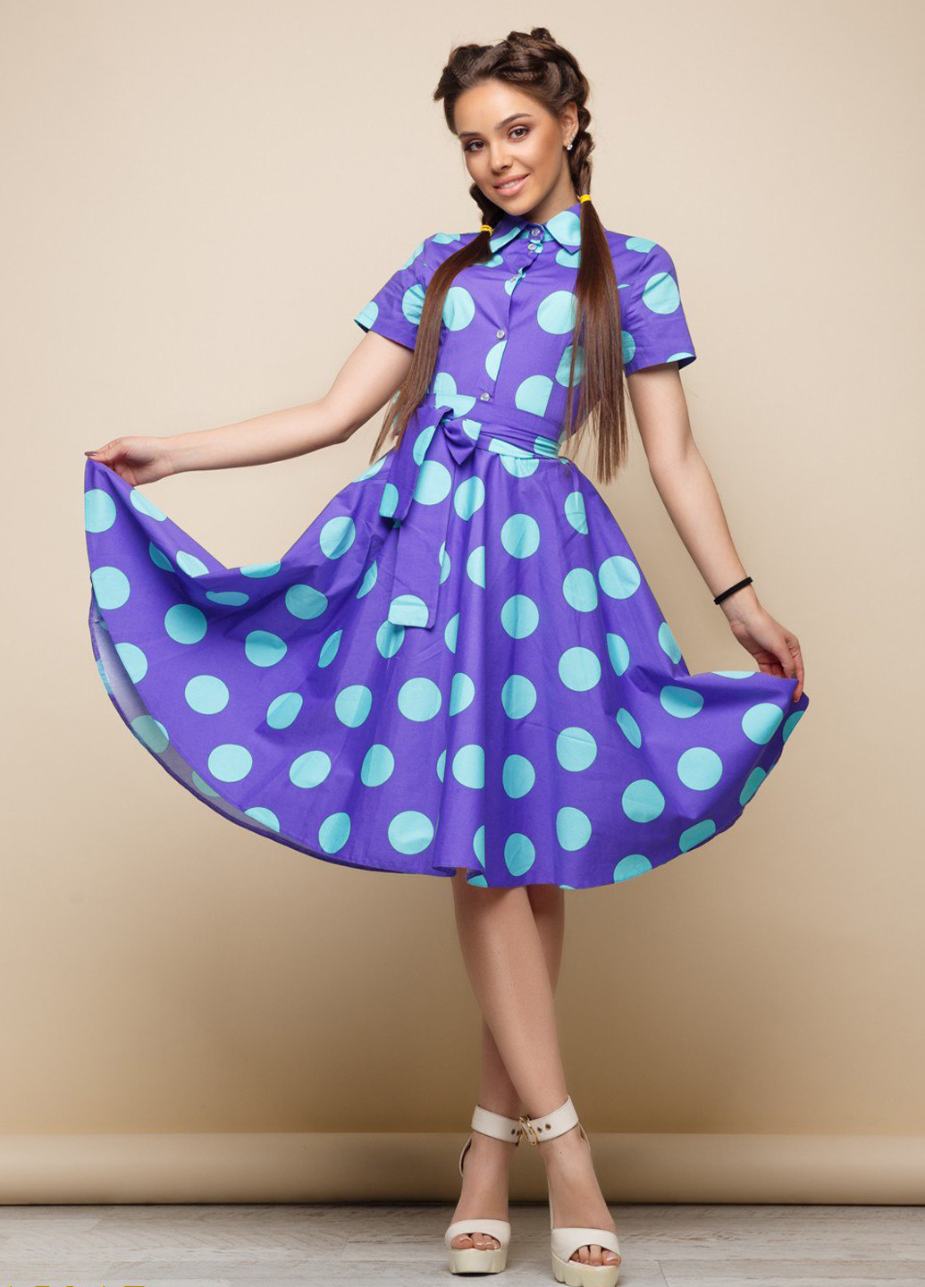 Фиолетовое кэжуал платье с коротким рукавом Charm Collection в горошек