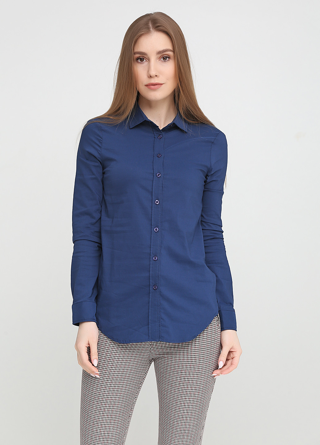 Синяя кэжуал рубашка однотонная Sassofono