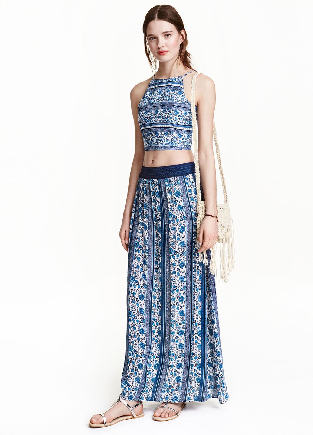 Синяя кэжуал цветочной расцветки юбка H&M а-силуэта (трапеция)