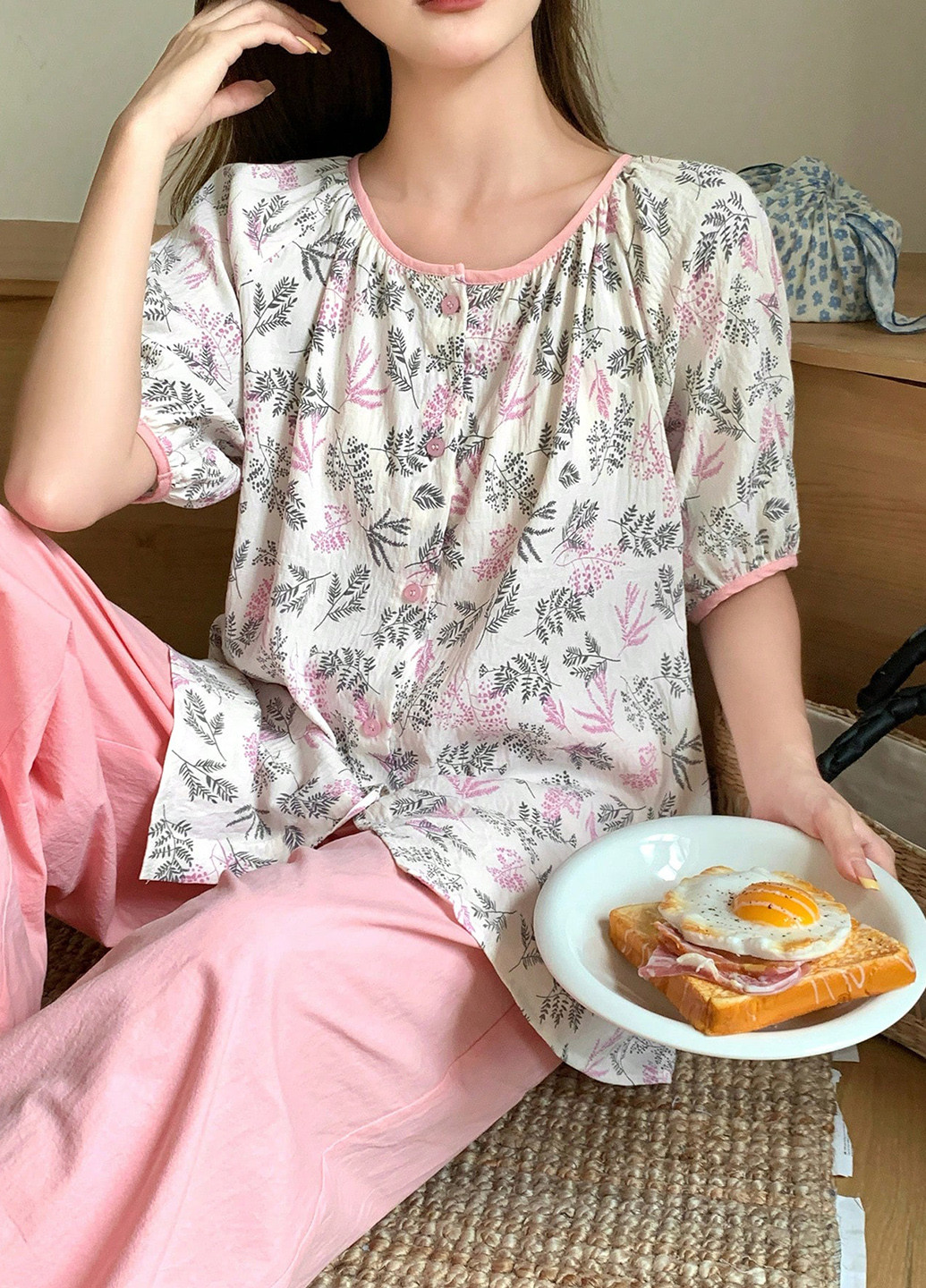 Рожева всесезон піжама (кофта, штани) кофта + брюки SHEIN