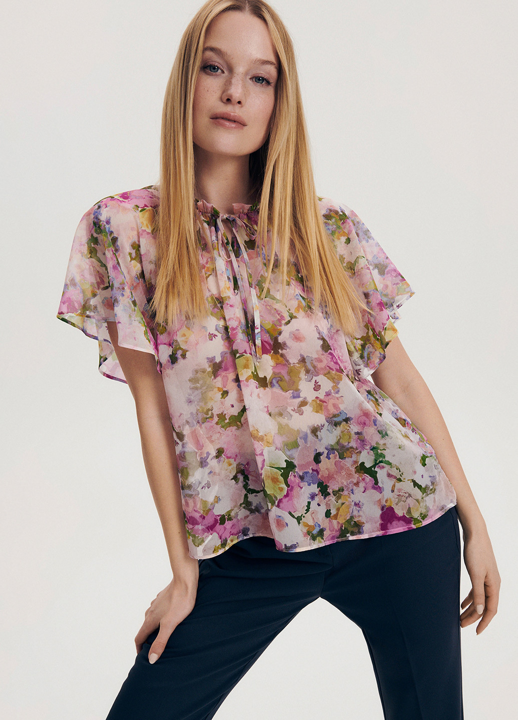 Розово-лиловая блуза Reserved