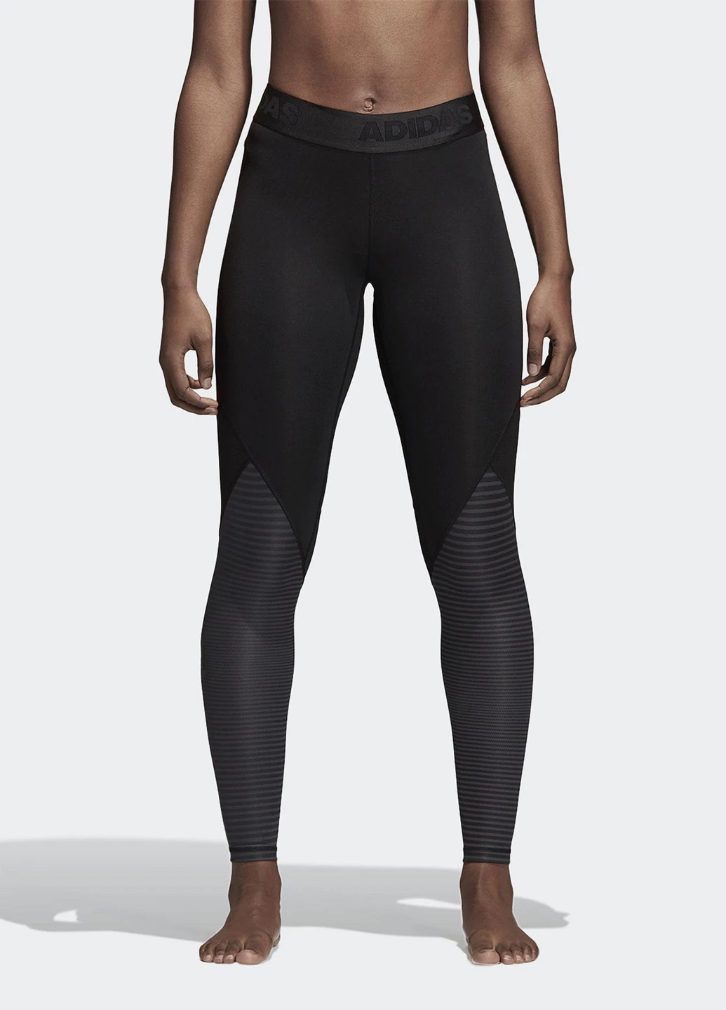 Черные демисезонные леггинсы adidas