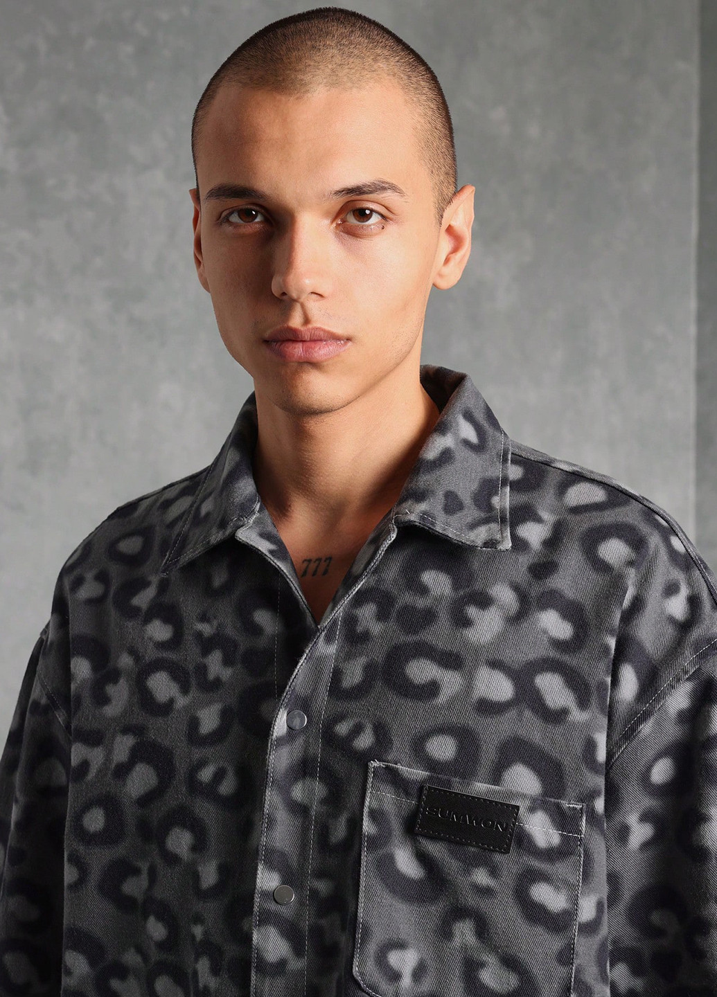 Серый летний костюм (рубашка, шорты) с шортами SHEIN