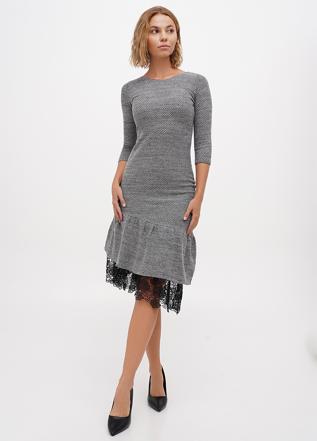 Серое кэжуал платье силуэтная Sassofono с геометрическим узором