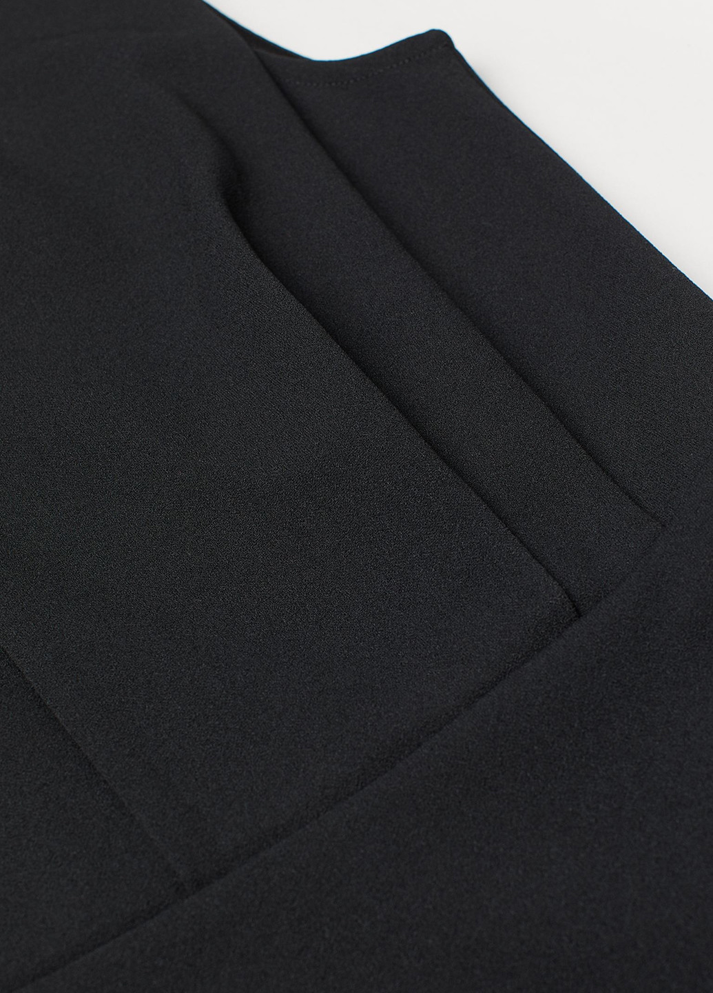 Черное кэжуал платье клеш H&M однотонное