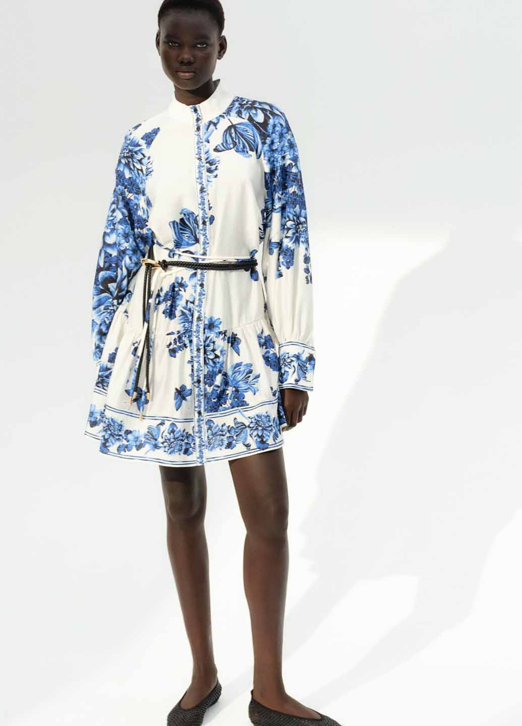 Синее кэжуал платье клеш H&M с цветочным принтом