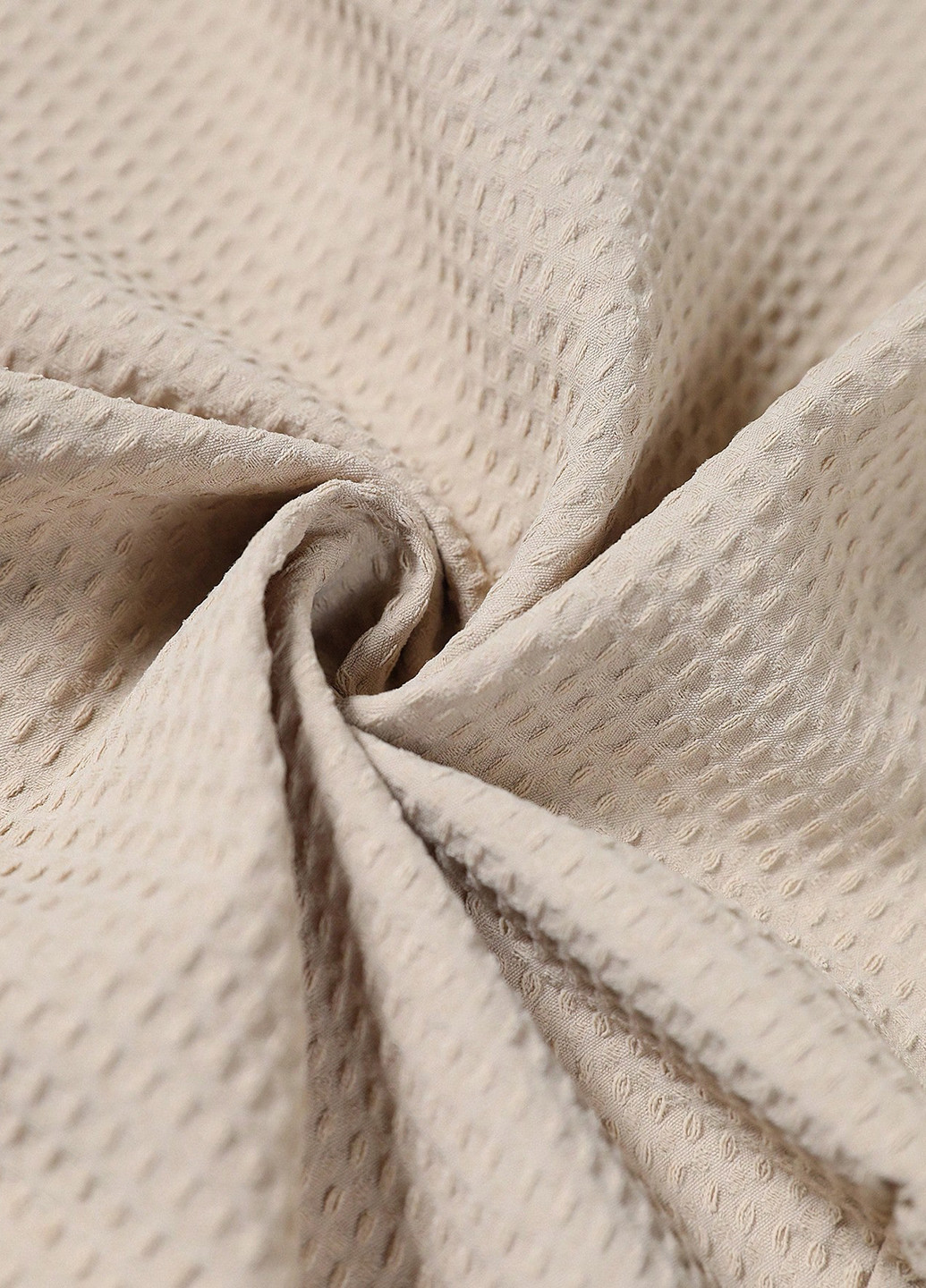 Кремова блуза з баскою SHEIN