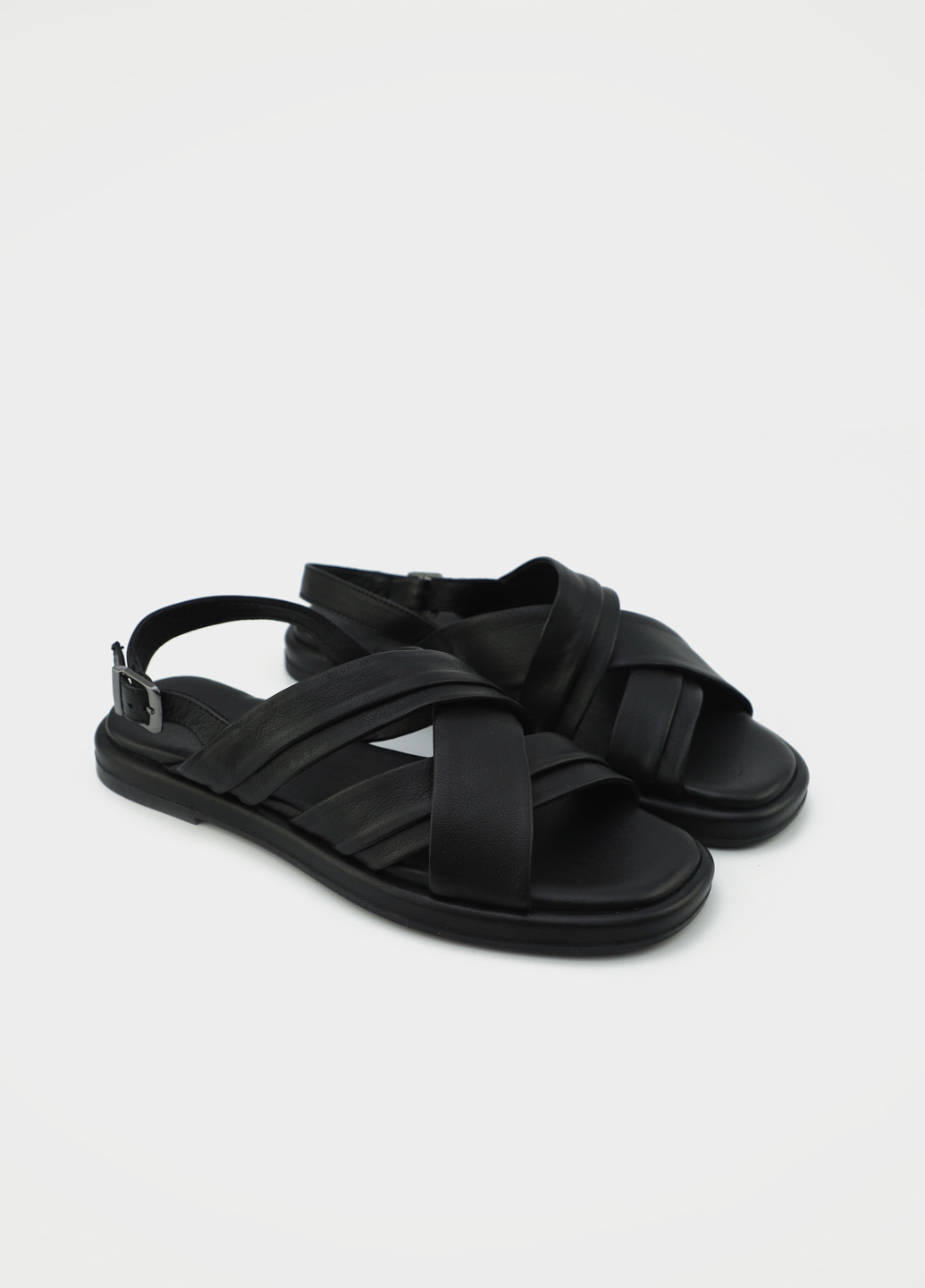 Черные босоножки URBAN TRACE с ремешком с пряжкой