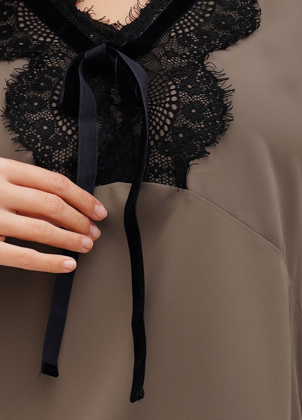 Хаки блуза Sassofono