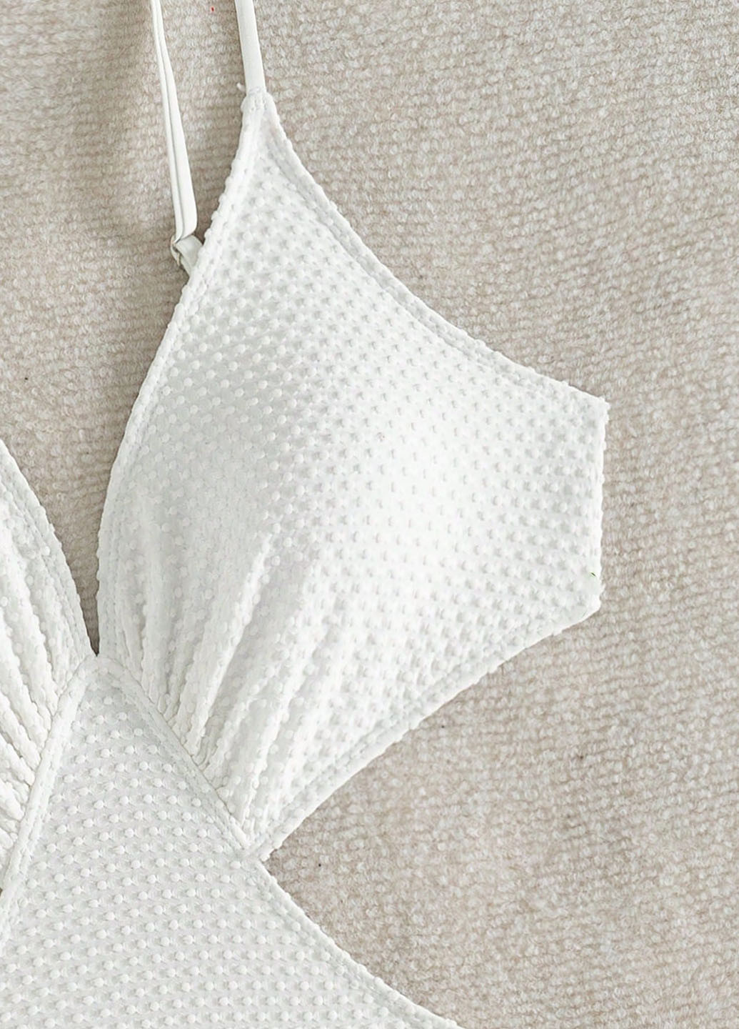 Білий літній купальник монокіні SHEIN