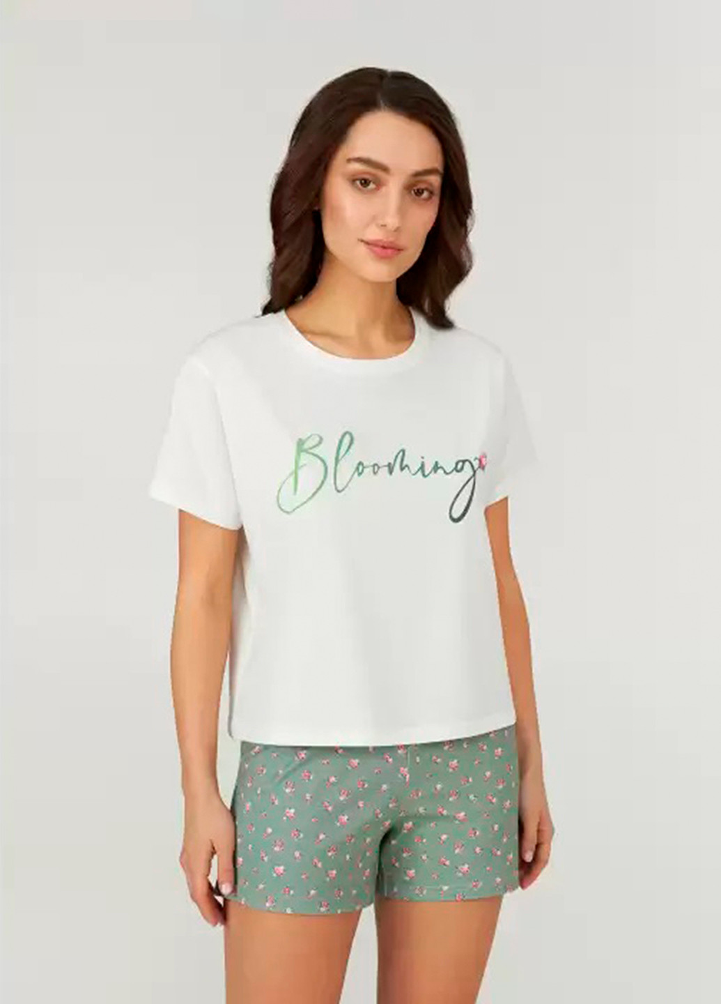 Комбинированная всесезон пижама (футболка, шорты) футболка + шорты Ellen