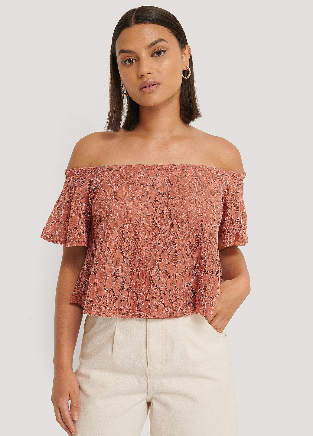 Розовая блуза NA-KD