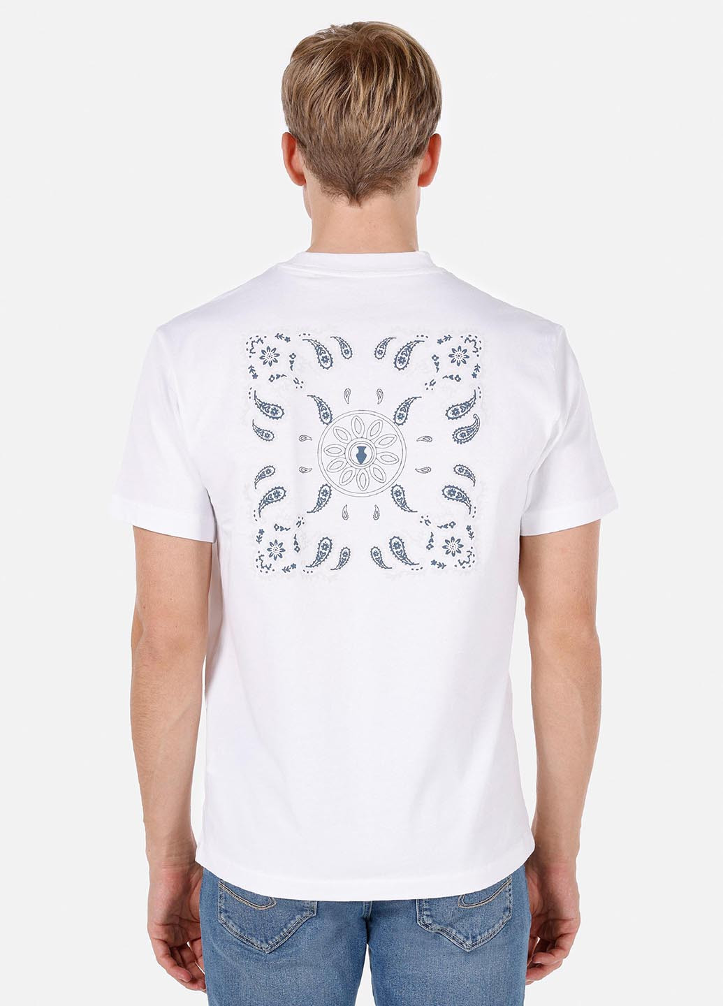 Белая футболка Colin's