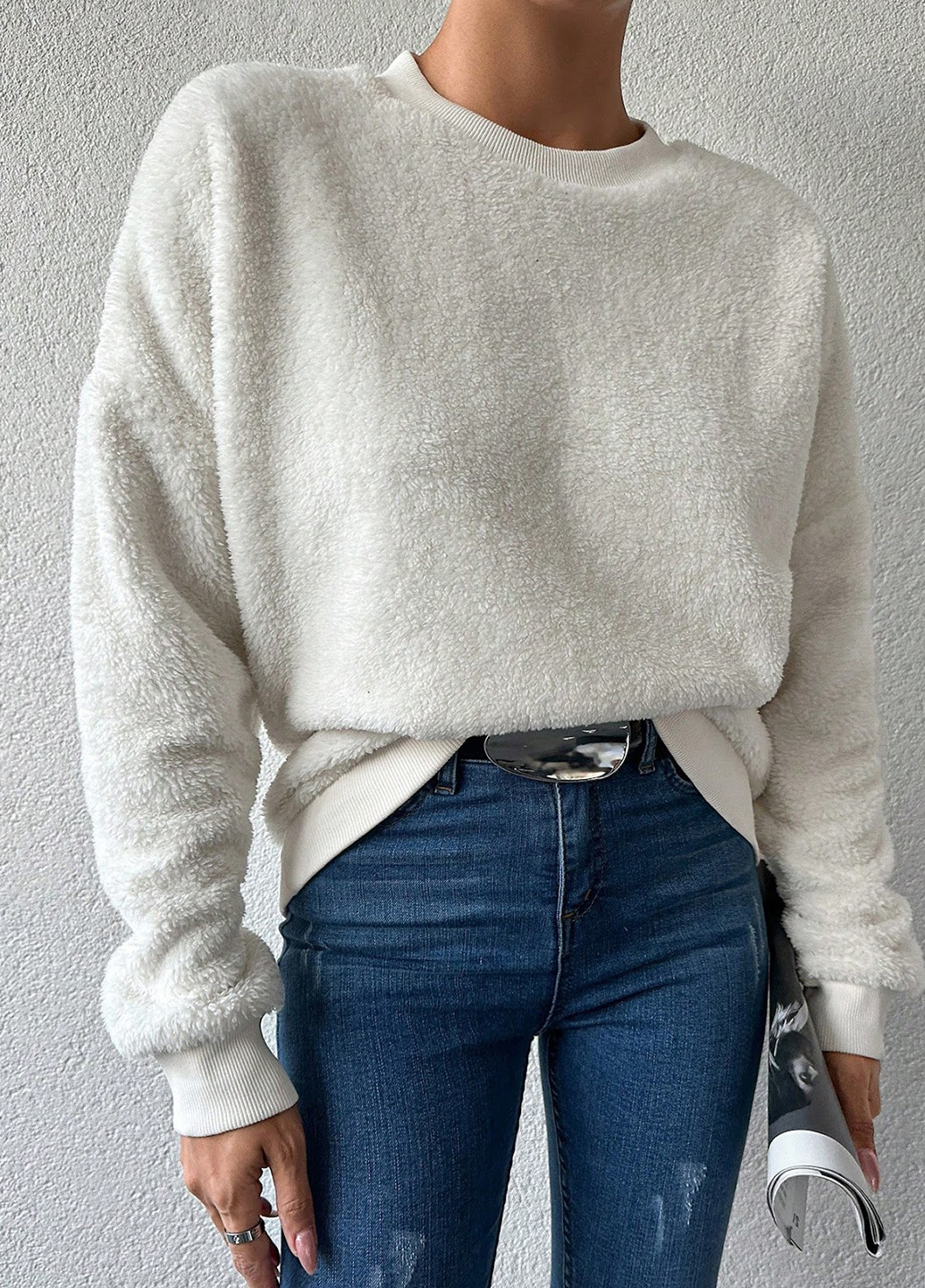 Белый свитшот SHEIN однотонный без декора (329522382)