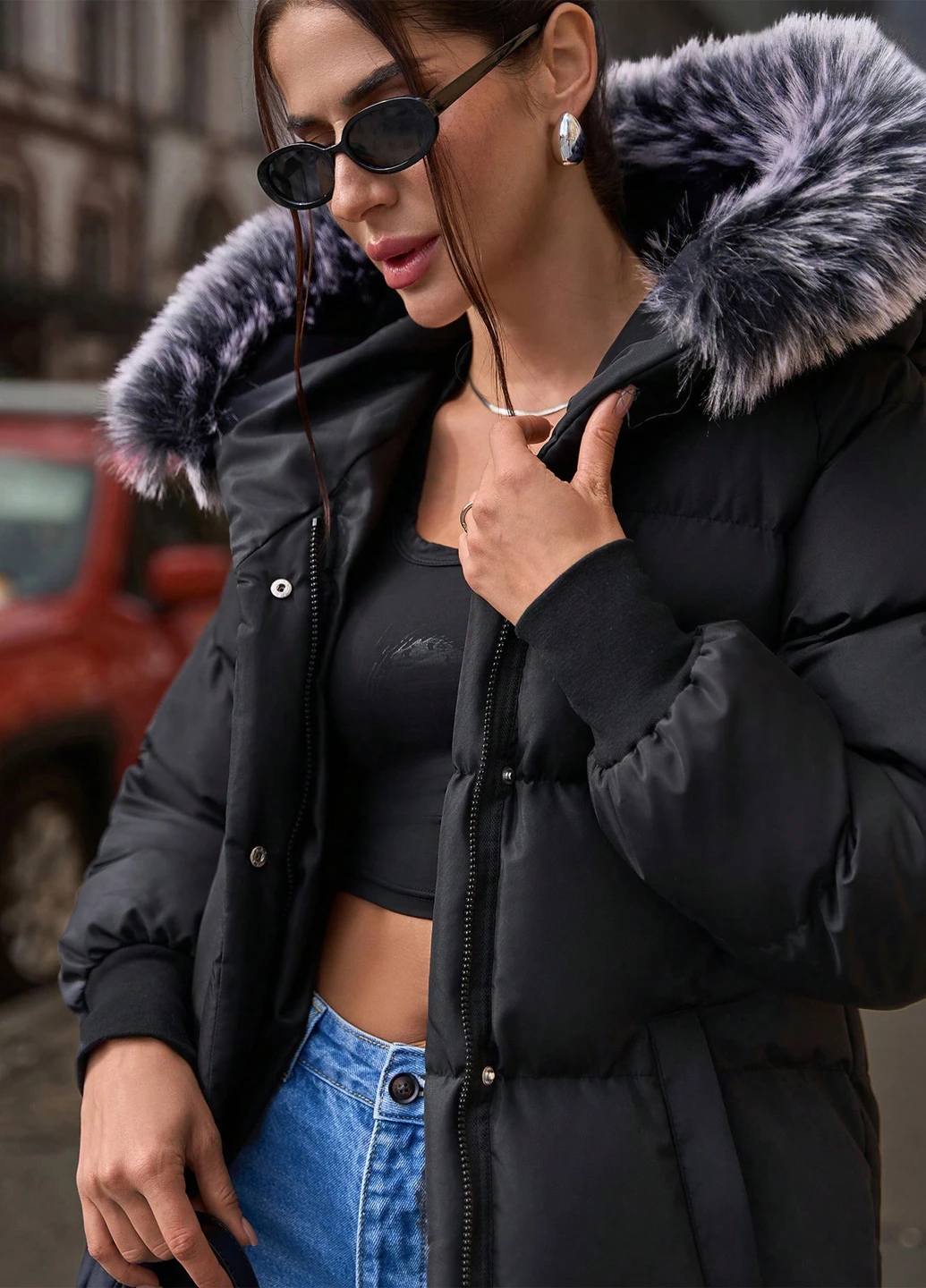 Чорна зимня куртка SHEIN
