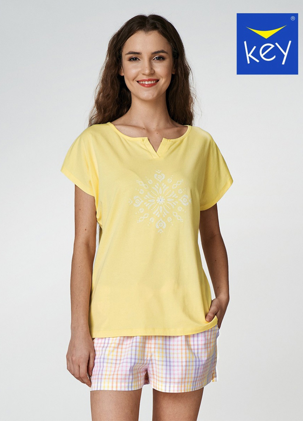 Желтая всесезон пижама (футболка, шорты) футболка + шорты Key