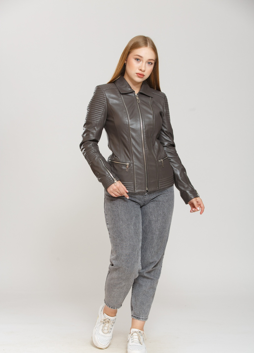 Серая демисезонная куртка серый Sacha Pacha