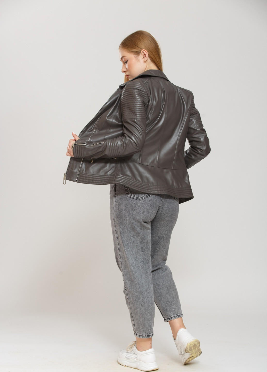 Серая демисезонная куртка серый Sacha Pacha