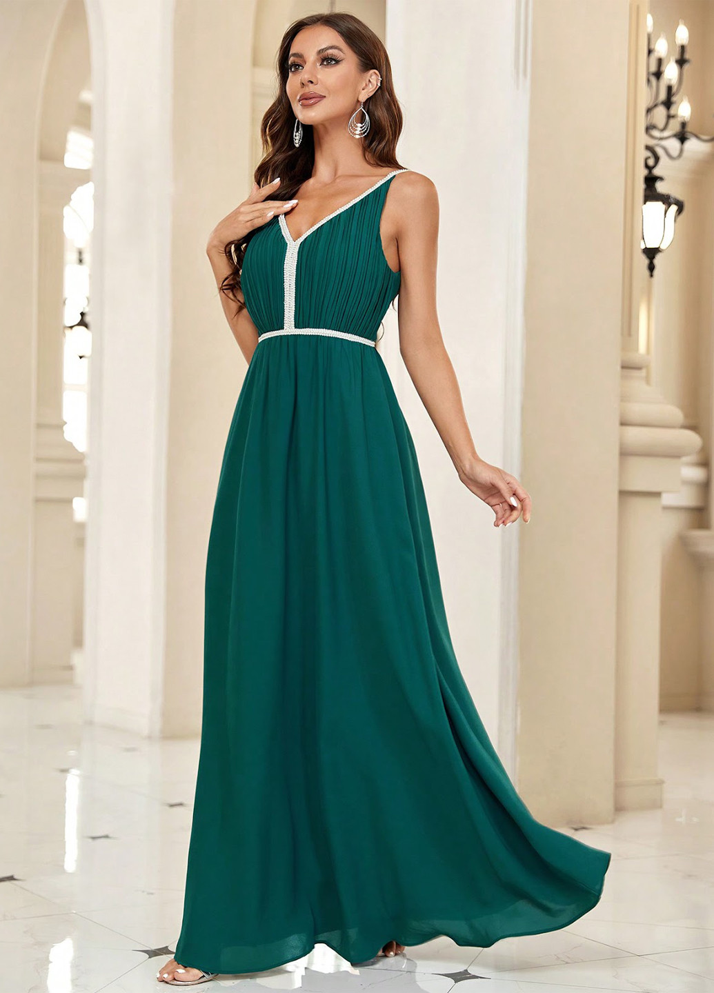 Темно-зеленое вечернее, праздничный платье клеш, с открытой спиной SHEIN однотонное