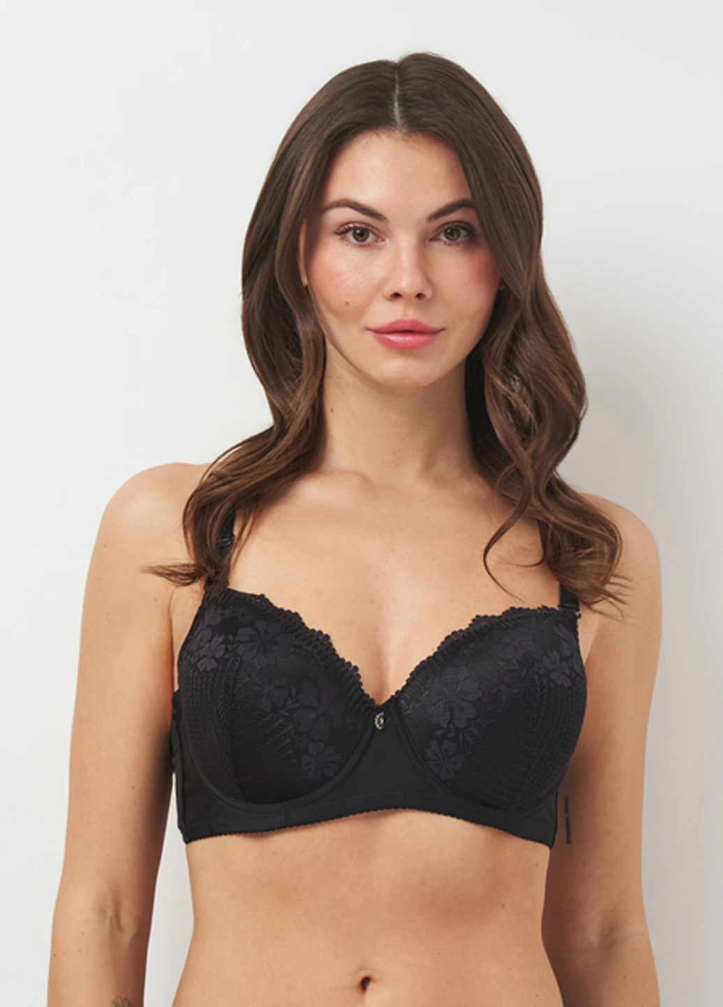 Чёрный бюстгальтер Intimates с косточками полиамид