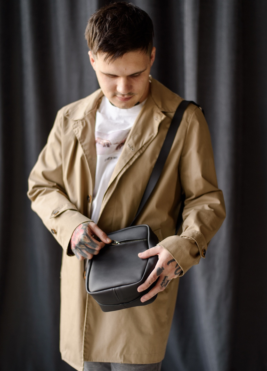 Практична чоловіча сумка месенджер через плече ручної роботи з натуральної вінтажної шкіри коричневого кольору Boorbon (253412638)