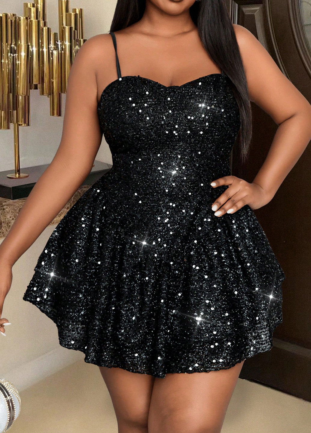 Черное коктейльное, вечернее платье клеш SHEIN однотонное