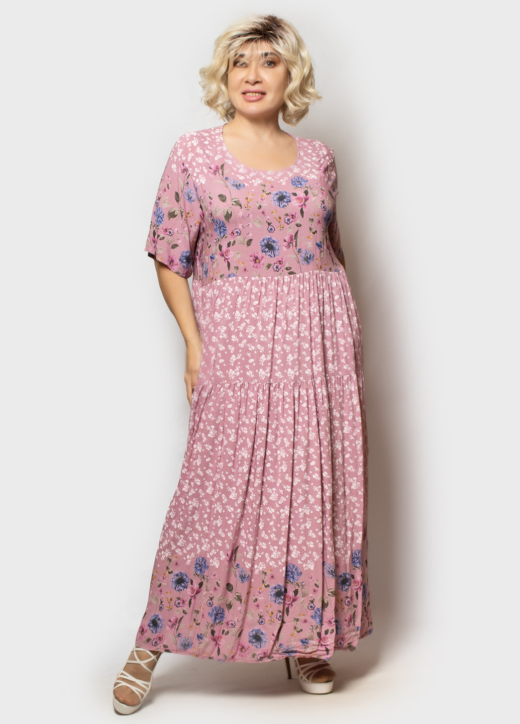 Розовое кэжуал платье оверсайз LibeAmore с цветочным принтом