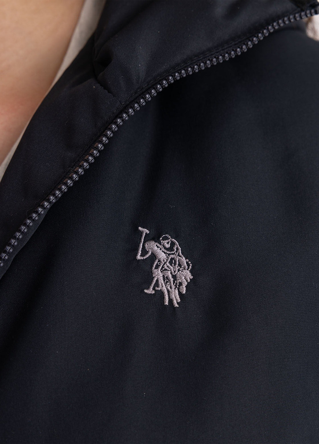 Черная демисезонная куртка U.S. Polo Assn.