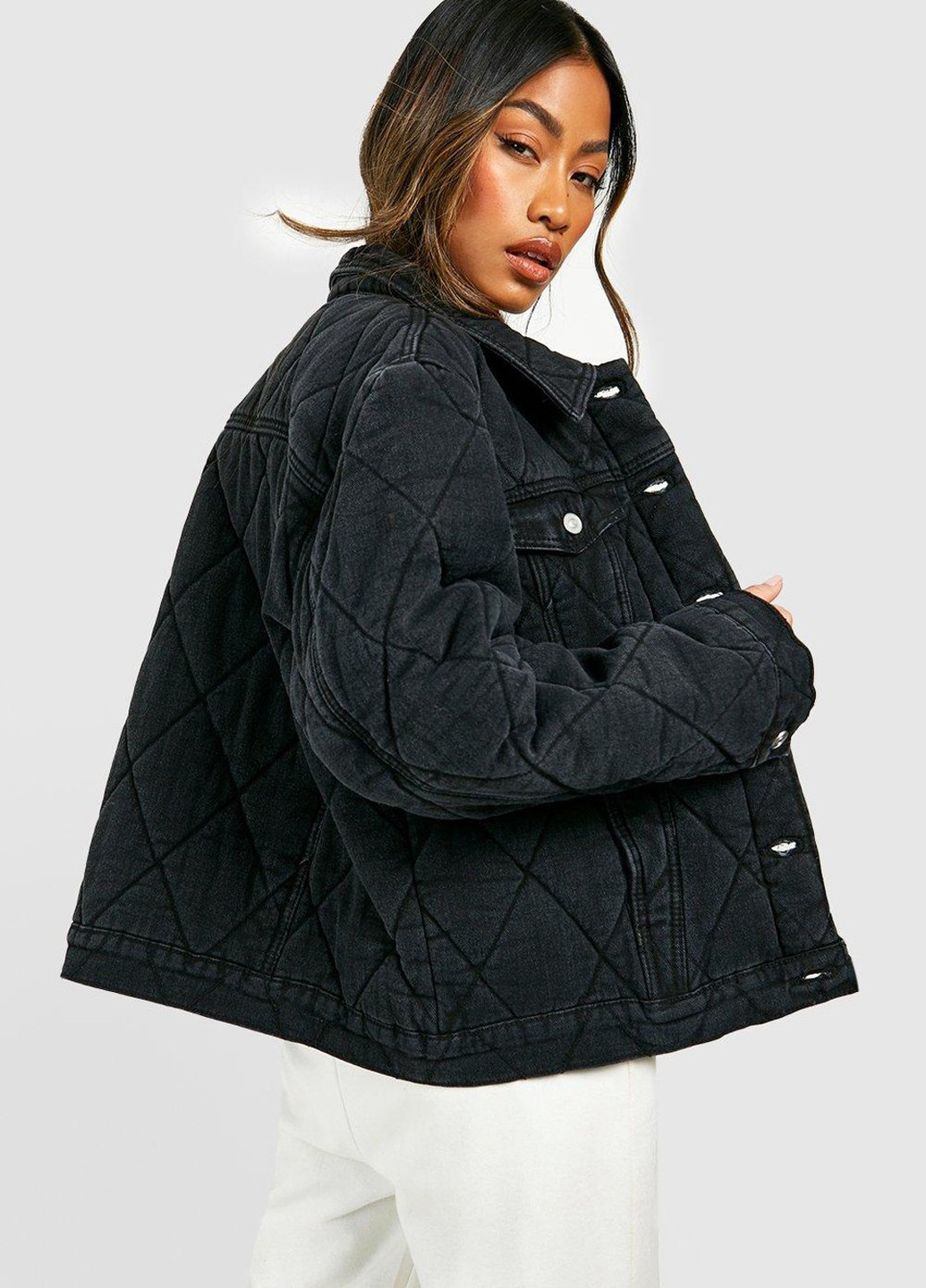 Чорна демісезонна куртка Boohoo